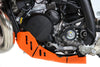 Sabot PEHD 8mm avec protection de biellette AXP KTM 250/300 EXC 2024-26 Orange